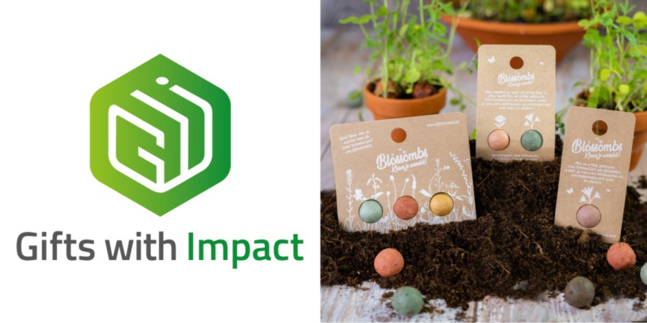 GIFTS WITH IMPACT STAND 4018